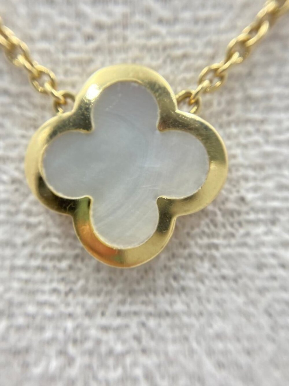 Van Cleef Arpels Pure Alhambra Pendant Necklace 18K Yellow Gold Mother of Pearl